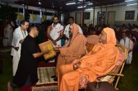 H.H. Swamiji felicitating Artistes.JPG